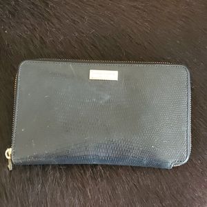 Henri Bendel Wallet